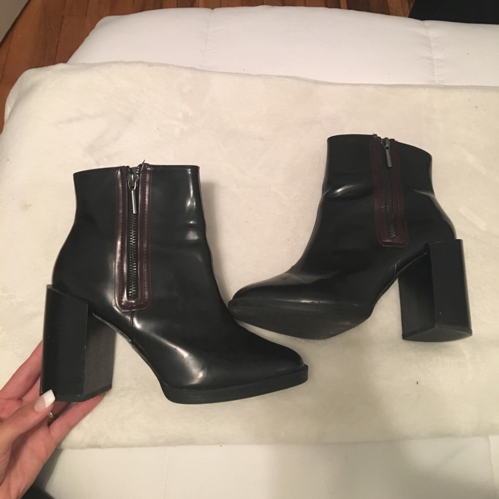 Zara Booties size 8
